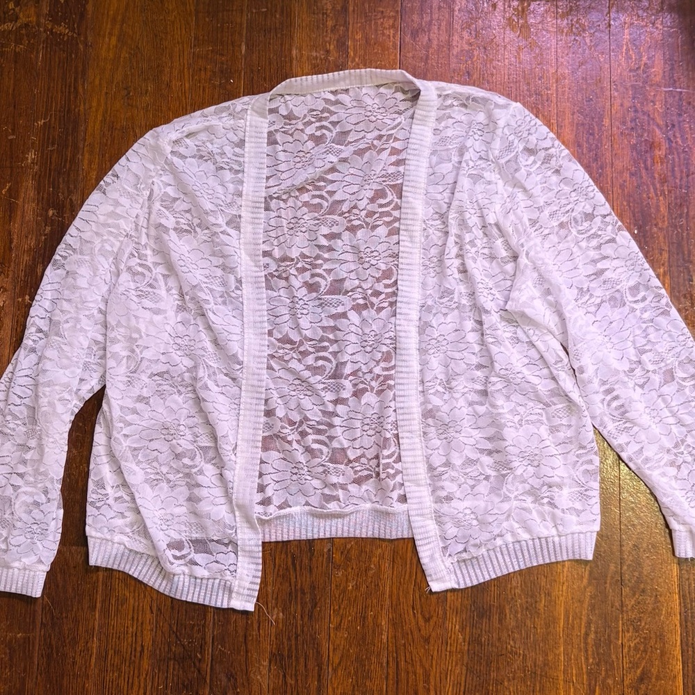 Elegant White Lace Women's Sweater